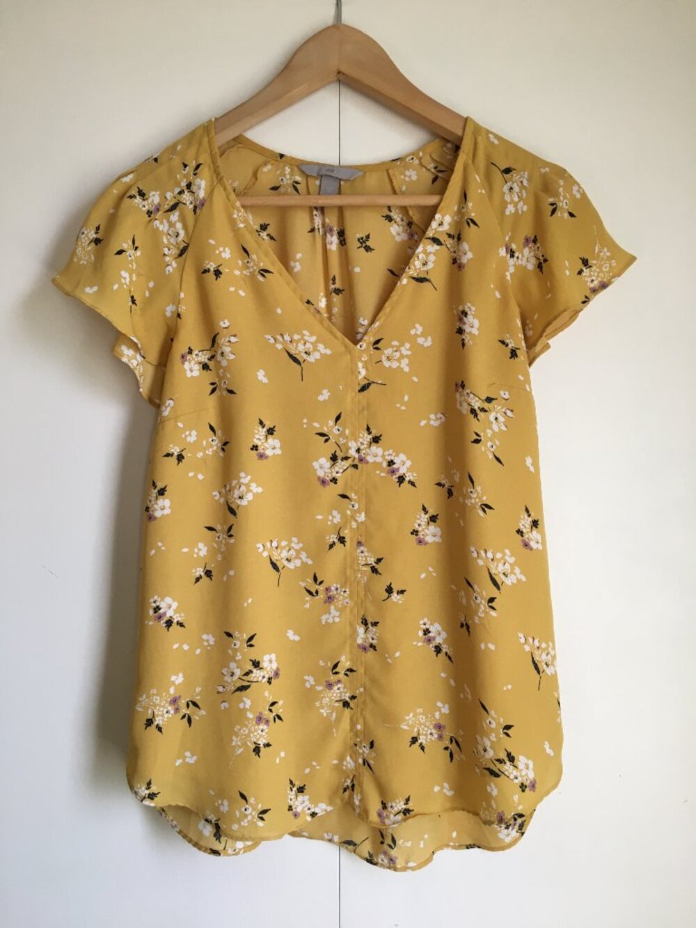 H&M Marigold Yellow Floral Short Sleeve Flutter Shoulder Blouse UK 8